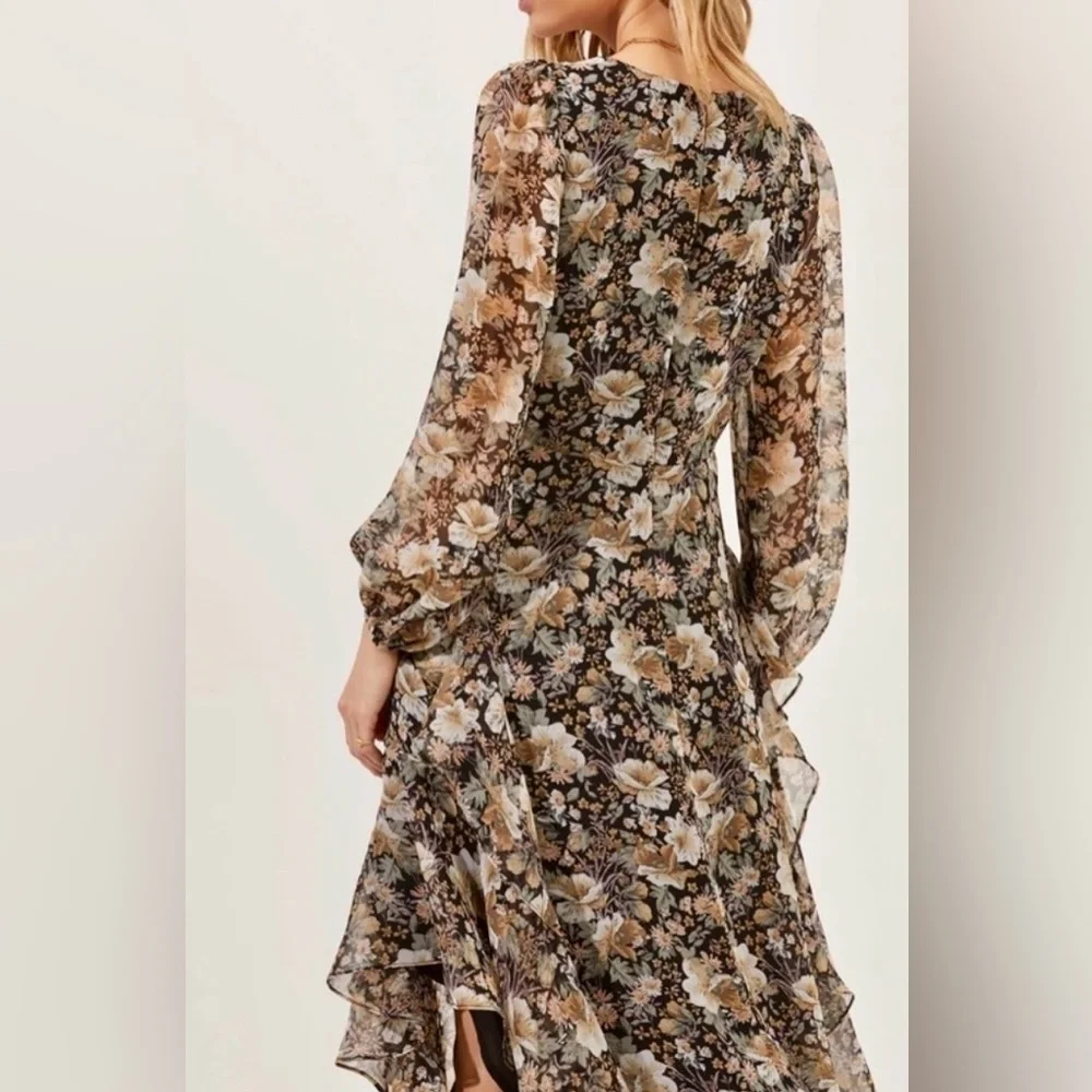 ASTR the Label Raleigh Midi Dress in Black Multi Floral, Size S